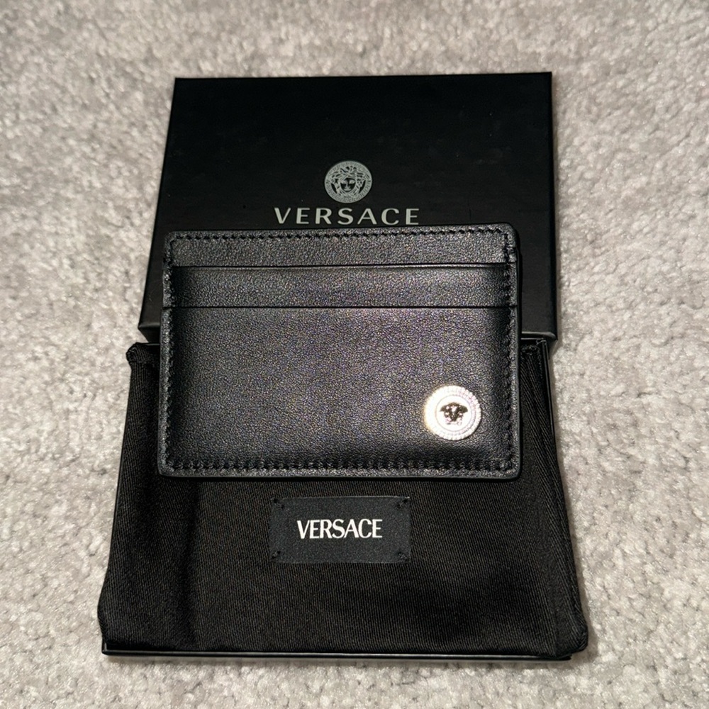 Versace Leather Black/Silver Card Case!